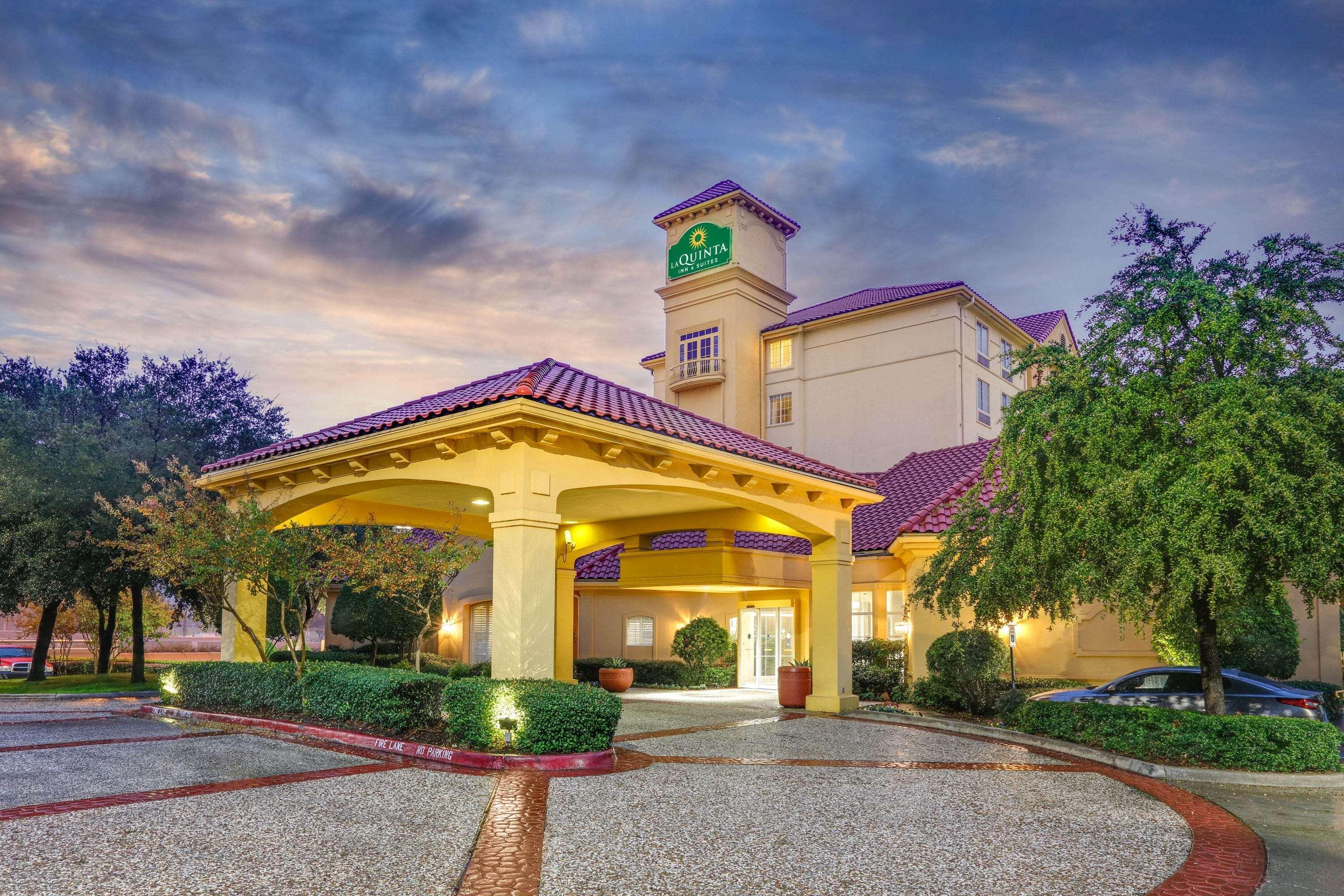 La Quinta By Wyndham Dallas North Central Eksteriør billede